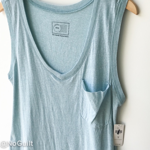 Postmark Anthro | V-Neck Pocket Tank Top - Picture 3 of 4